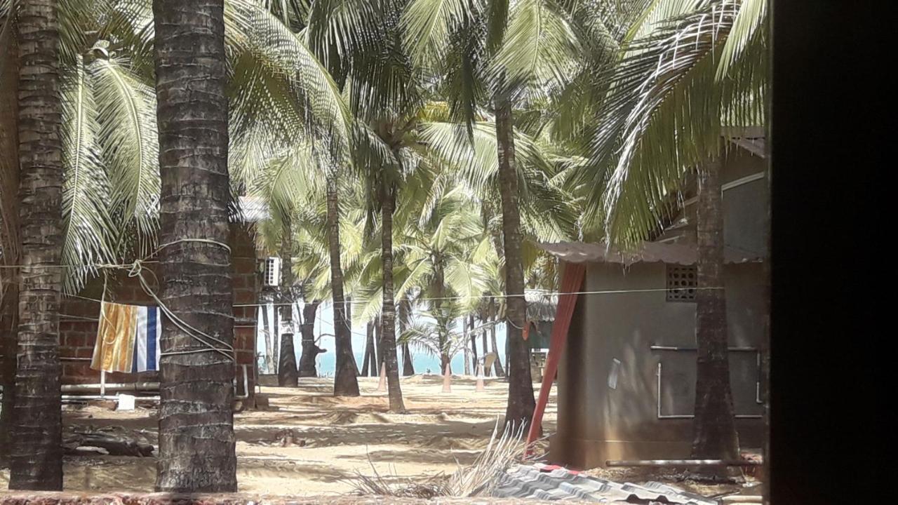 ホテルChintamani Beach House Mālvan エクステリア 写真